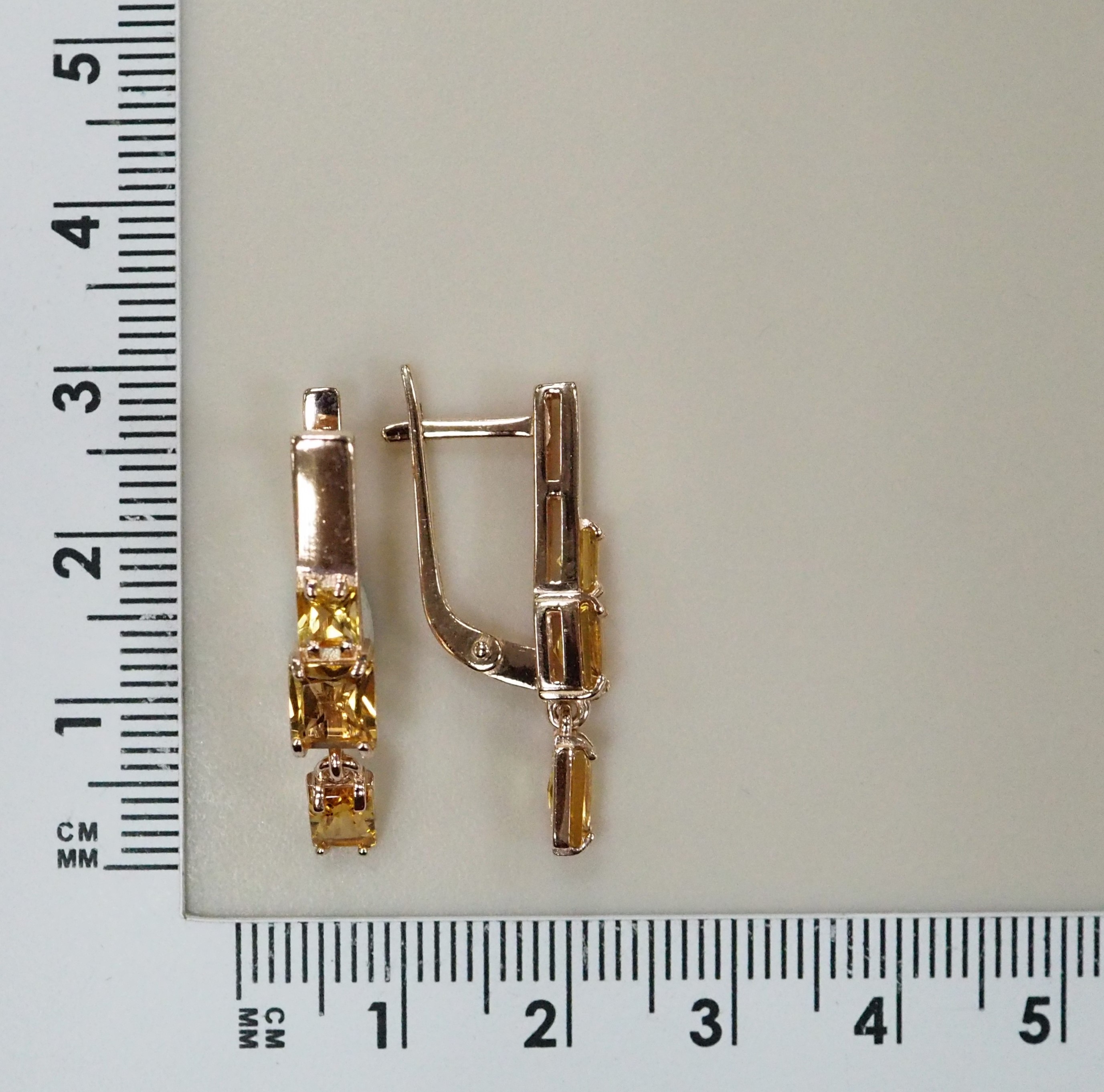 Серебряные серьги с цитринами